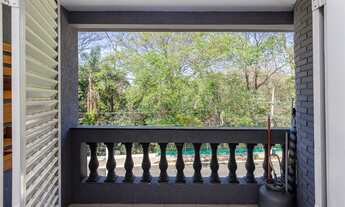 Imagem 2: Casa Padrão, 6 dormitórios na Rua Padre Guido Del Toro