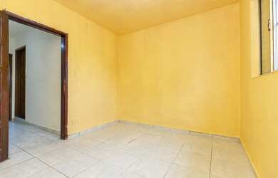 Imagem 7: Casa Padrão, 2 dormitórios na Rua Joaquim Dos Reis