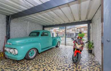 Imagem 3: Casa Padrão, 2 dormitórios na Rua Joaquim Dos Reis