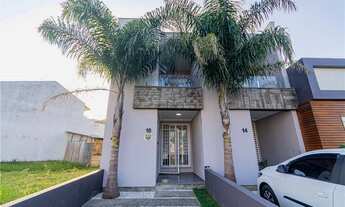 Imagem: Casa à venda no bairro Hípica - Porto