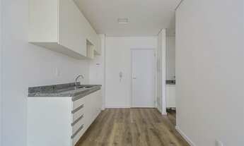 Imagem 2: 1 dormitório na Rua Jorge Rizzo