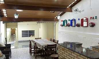 Imagem: 3 dormitórios na Rua Dona Cecília Santana