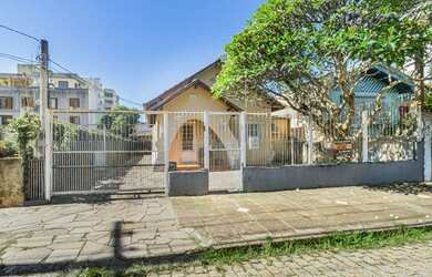 Imagem 2: 3 dormitórios na Rua Atanásio Belmonte