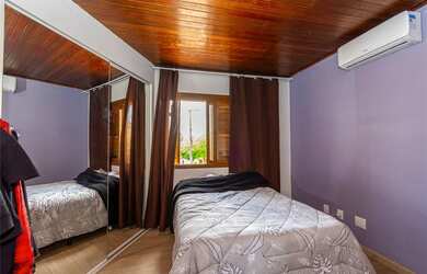 Imagem 2: Casa Padrão, 2 dormitórios, 2 banheiro, 2 vagas na garagem