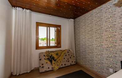 Imagem 3: Casa Padrão, 2 dormitórios, 2 banheiro, 2 vagas na garagem