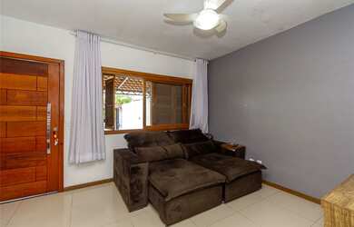 Imagem 7: Casa Padrão, 2 dormitórios, 2 banheiro, 2 vagas na garagem