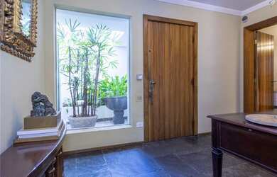 Imagem 4: Casa Padrão, 4 dormitórios na Rua Almirante Soares Dutra