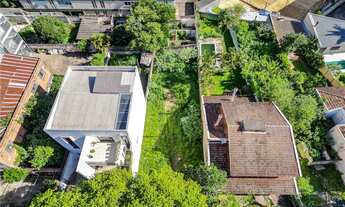 Imagem 6: Na Rua Estevão Cruz