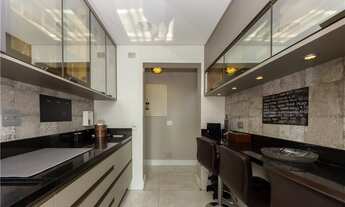 Imagem 2: 3 dormitórios na Rua Padre Estevão Pernet