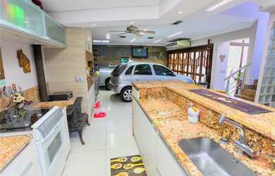 Imagem 4: Casa com 4 dormitórios 2 suítes e 6 vagas de garagem à venda no bairro Jardim Planalto em