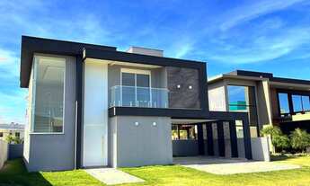 Imagem: Linda Casa a venda no norte da ilha em Florianópolis