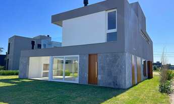 Imagem 5: Casa de condomínio à venda em Xangri-Lá, Centro, com 4 quartos, 341m²