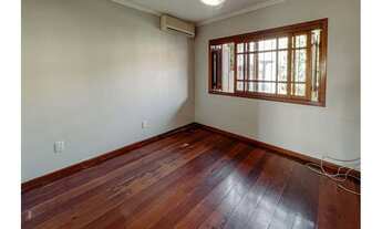 Imagem 4: 4 dormitórios na Rua Açucena