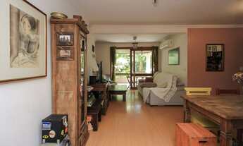 Imagem 2: Apartamento 4 dormitórios com 2 vagas de garagem à venda no bairro Ipanema em Porto Alegre