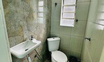 Imagem 2: Casa à venda em Porto Alegre, Floresta, com 4 quartos, 278m²