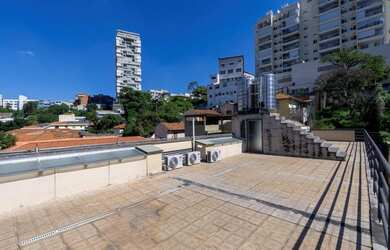 Imagem 2: Casa à venda no bairro Alto da Lapa - São Paulo/SP