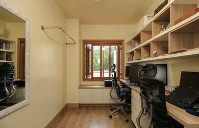 Imagem 2: CASA RESIDENCIAL em Porto Alegre - RS, Espírito Santo