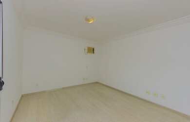 Imagem 3: Casa à venda no bairro Interlagos - São Paulo/SP