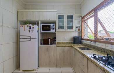 Imagem 2: CASA RESIDENCIAL em Porto Alegre - RS, Nonoai