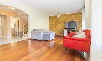 Imagem: Casa à venda no bairro Nonoai - Porto Alegre/RS