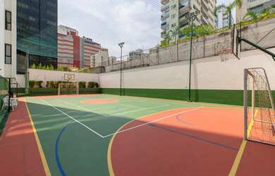 Imagem 3: 4 dormitórios na Rua Doutor Diogo De Faria