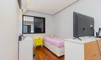 Imagem 6: 3 dormitórios na Rua Sebastião Rodrigues