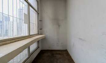 Imagem 2: 4 banheiro na Rua Teodoro Sampaio