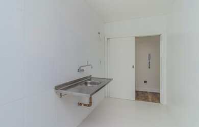 Imagem 11: Apartamento à venda no bairro Partenon - Porto Alegre/RS