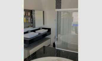 Imagem 7: Casa com 4 quartos, 284m², à venda em Balneário Camboriú, Centro