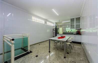 Imagem 4: Casa à venda no bairro Parque Sevilha - São Paulo/SP