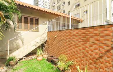 Imagem 3: Casa à venda no bairro Passo da Areia - Porto Alegre/RS