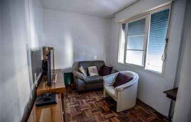 Imagem 5: Apartamento à venda no bairro Passo da Areia - Porto Alegre/RS