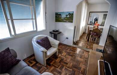 Imagem 6: Apartamento à venda no bairro Passo da Areia - Porto Alegre/RS