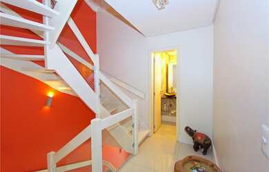 Imagem 6: Casa à venda no bairro Jardim Carvalho - Porto Alegre/RS