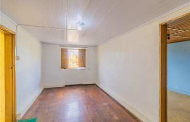 Imagem 2: Casa à venda no bairro Partenon - Porto Alegre/RS