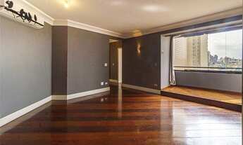 Imagem 2: Apartamento Padrão, 3 dormitórios na Rua Luís Molina