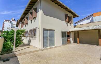Imagem 2: Casa à venda no bairro Estreito - Florianópolis/SC