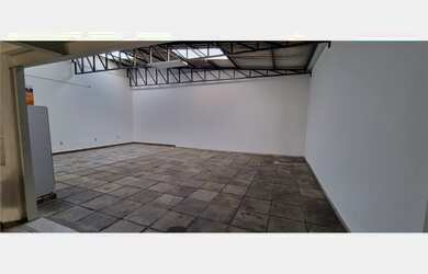 Imagem 4: Loja à venda no bairro São Sebastião - Porto Alegre/RS