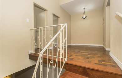 Imagem 6: Casa à venda no bairro Rio Branco - Porto Alegre/RS