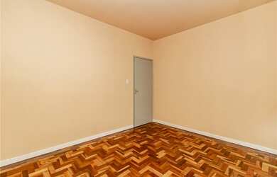 Imagem 6: Apartamento à venda no bairro Passo da Areia - Porto Alegre/RS