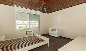 Imagem 4: Apartamento à venda no bairro Passo da Areia - Porto Alegre/RS