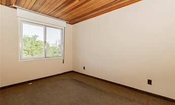 Imagem 6: Apartamento à venda no bairro Passo da Areia - Porto Alegre/RS