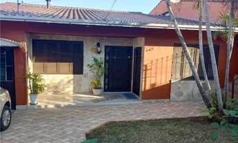 Imagem: Casa à venda no bairro Parque Santa Fé