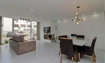 Imagem: Casa à venda no bairro Hípica - Porto