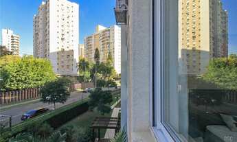 Imagem 6: Apartamento à venda no bairro Passo da Areia - Porto Alegre/RS