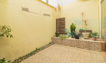 Imagem 7: Apartamento à venda em Porto Alegre, Passo da Areia, com 2 quartos, 39m²