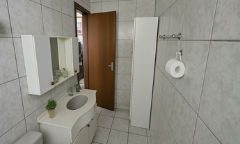 Imagem 7: Casa à venda em Porto Alegre, Menino Deus, com 2 quartos, 80m²