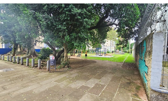 Imagem 4: Casa à venda em Porto Alegre, Menino Deus, com 2 quartos, 80m²