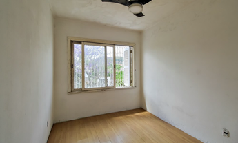 Imagem 7: Casa à venda em Porto Alegre, Glória, com 4 quartos, 325,3m²