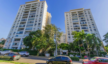 Imagem 2: Apartamento à venda em Porto Alegre, Passo da Areia, com 2 quartos, 68m²